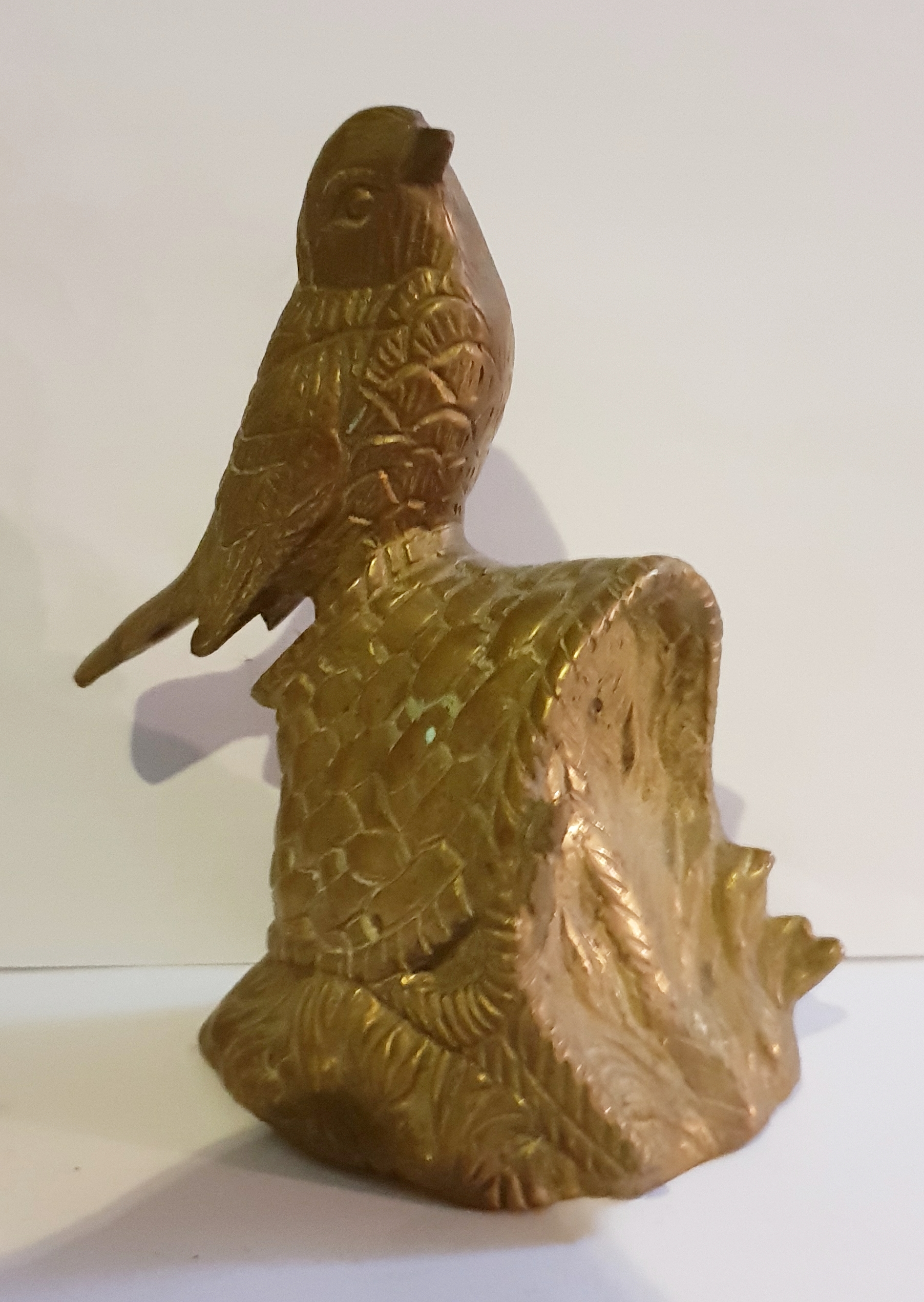 Bird on an Upturned Basket Tiller Pin (image for) Bird on an Upturned Basket Tiller Pin